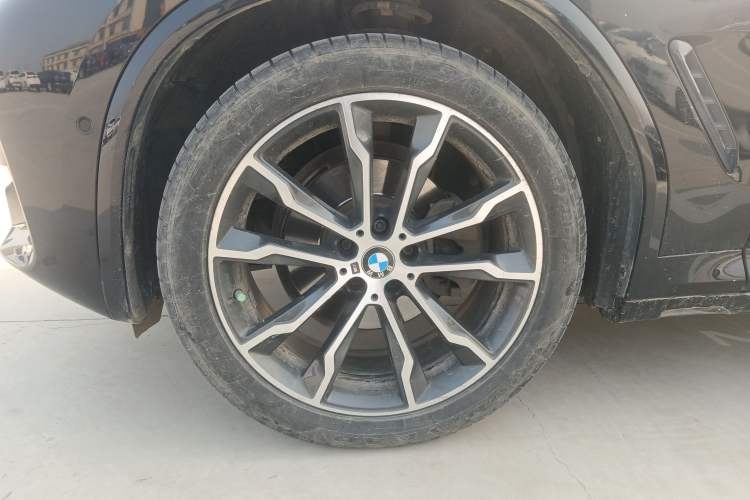 Used BMW X3 2020 xDrive30i Luxury Model with M Sport Package
