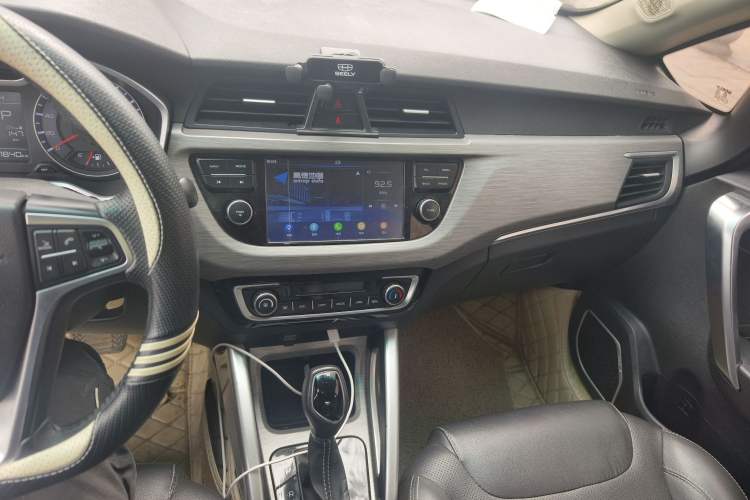 Used Geely Auto Vision X3 2017 1.5L Automatic Luxury Model
