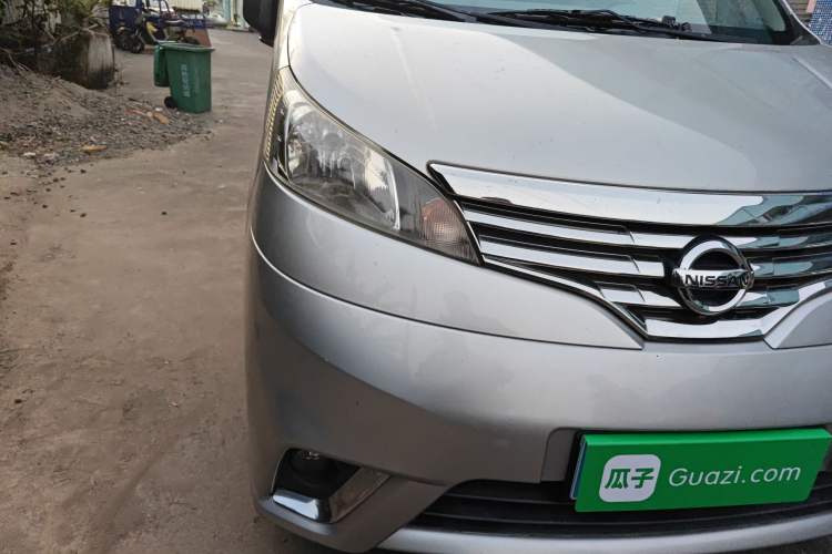 Used Nissan NV200 2016 Revised Version 1.6L CVT Luxury Edition
