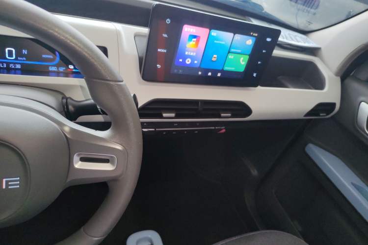 Used Geely Galaxy Panda 2023 Panda Mini 200km Endurance Bear
