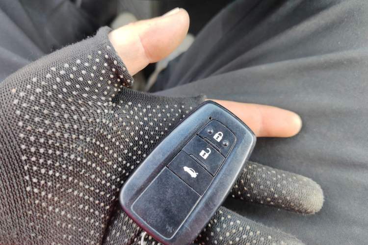 Used Toyota Levin 2022 Dual-Motor 1.8H E-CVT Leading Edition
