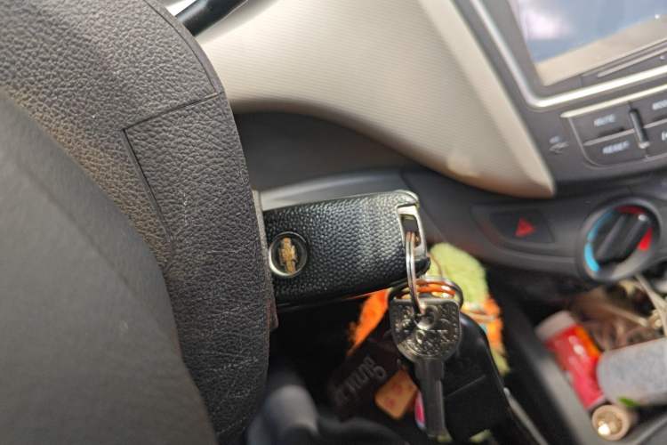 Used Chevrolet Sail 2015 Sail 3 1.5L Manual with Ideal Sunroof Edition
