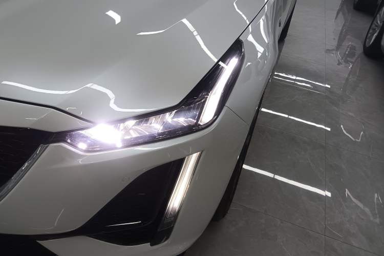 Used Cadillac CT5 2023 28T Prestige Model
