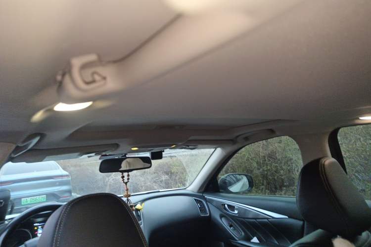 Used Infiniti Q50L 2015 2.0T Enjoyment Edition Headliner