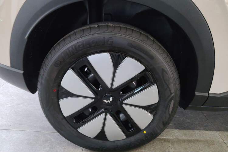 Used Wuling Bingo S 2025 Model 325km Deluxe Edition
