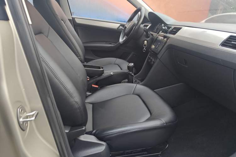 Used Skoda Rapid 2018 1.6L Manual Comfort Edition
