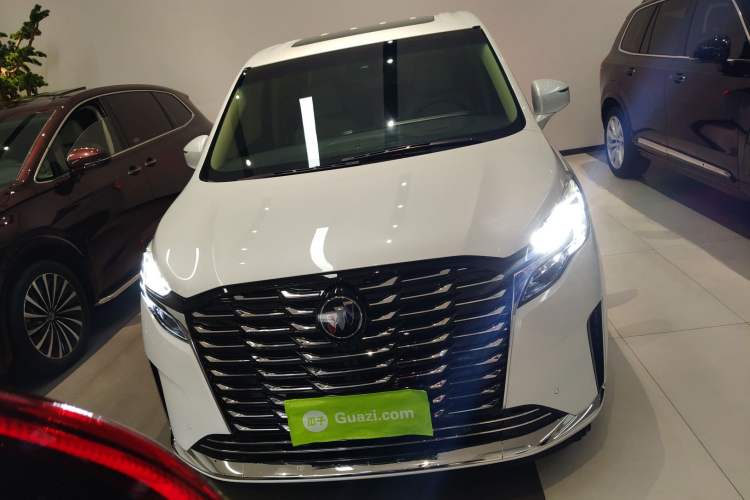 Used Buick GL8 2023 ES Lu Zun Deluxe Model
