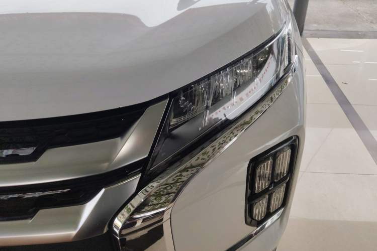 Used Mitsubishi ASX 2020 2.0L CVT Smart Edition
