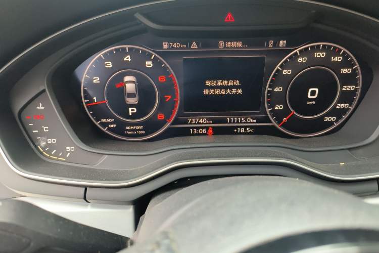 Used Audi A4L 2018 30th Anniversary Edition 40 TFSI Fashion Model Odometer Close Up