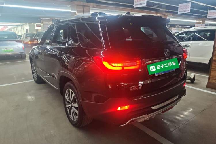 Used Changan CS95 2017 2.0T Two-Wheel Drive Zhitu Edition