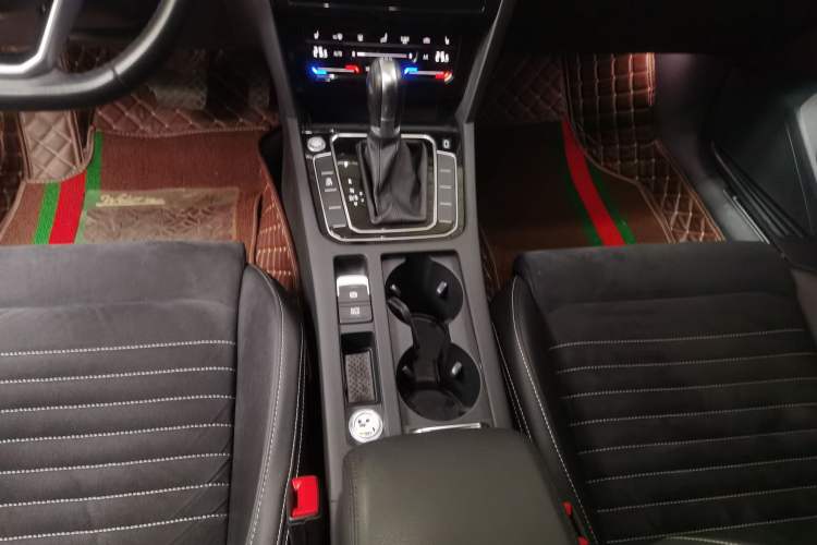 Used Volkswagen Magotan 2020 330TSI DSG Luxury Edition