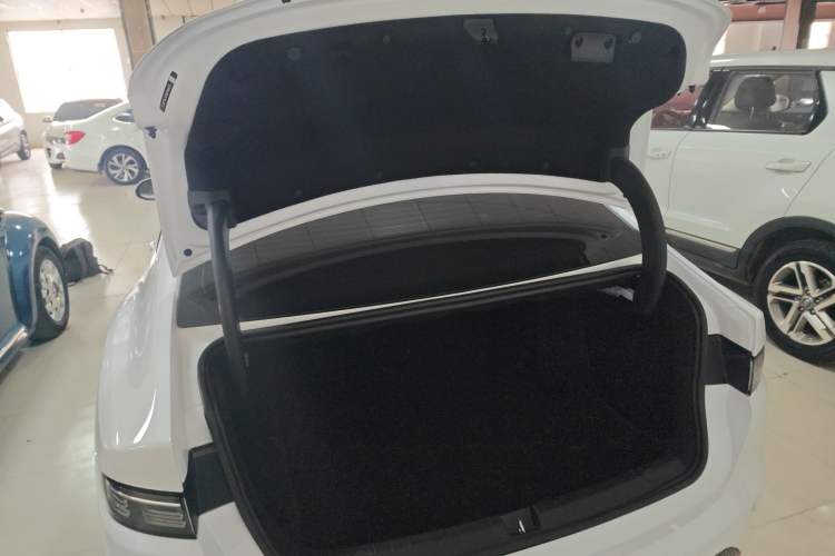 Used BYD Destroyer 05 2024 HONOR Edition DM-i 55KM Luxury Model
