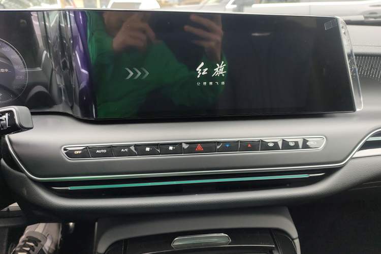 Used Hongqi H9 2025 2.0T Two-Wheel Drive Flagship Luxury Business Edition 5 Seats
