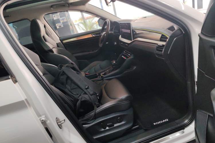 Used Skoda Kodiaq 2022 TSI330 7-Seater Two-Wheel-Drive Luxury Edition