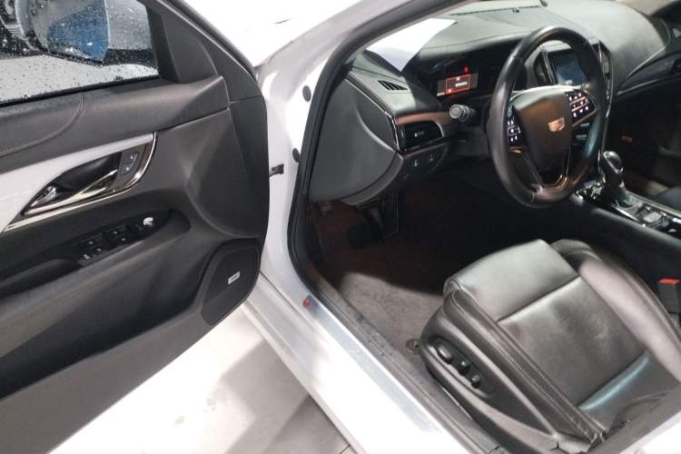 Used Cadillac ATS-L 2017 28T Fashion Edition
