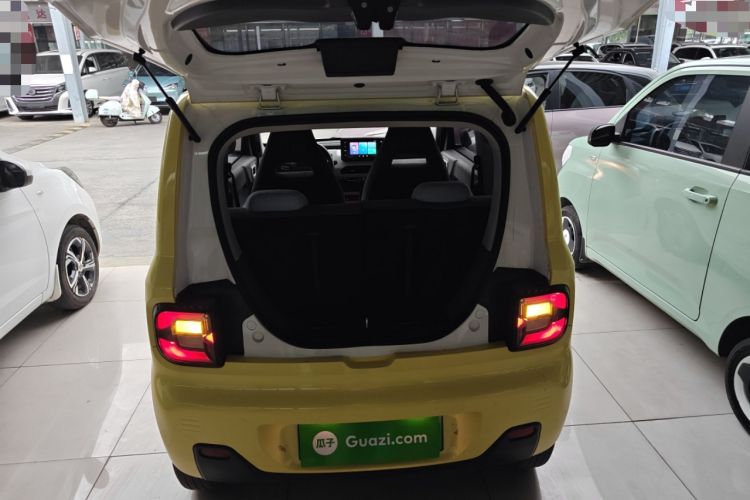 Used Geely Galaxy Panda 2023 Panda Mini 200km Endurance Bear Trunk