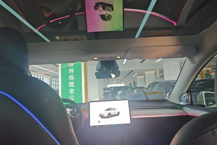 Used Tesla Model Y 2024 Long-Range All-Wheel-Drive Version