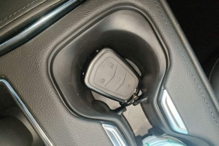 Used Cadillac XT4 2022 28T Two-Wheel Drive Fashion Edition
