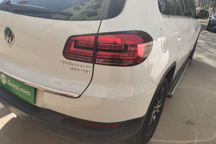 Used Volkswagen Tiguan 2016 300TSI Automatic Two-Wheel Drive Luxury Edition Right Rear Taillight