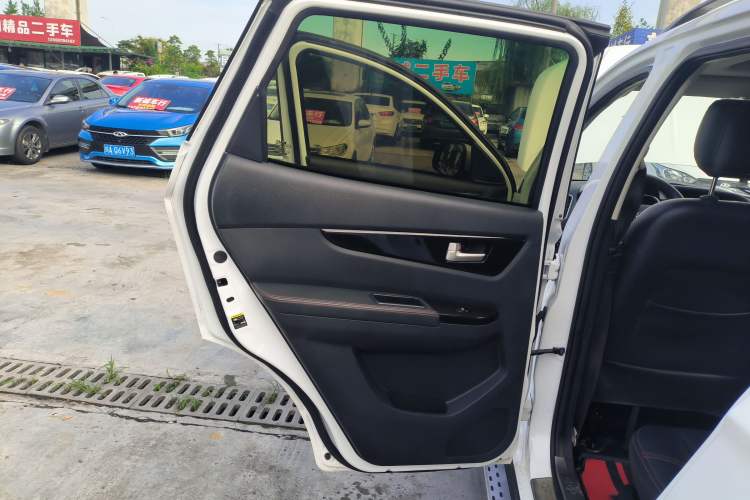 Used HYOSOW S2 2016 1.5L Manual Luxury Model China V Standard
