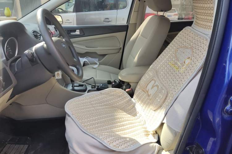 Used Ford Focus 2009 Hatchback 1.8L Automatic Fashion Edition
