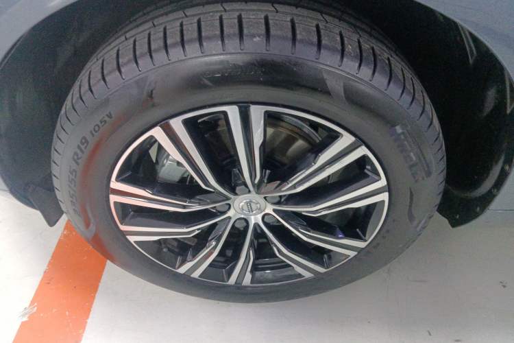 Used Volvo XC60 2022 B5 4x4 Smart Luxury Edition
