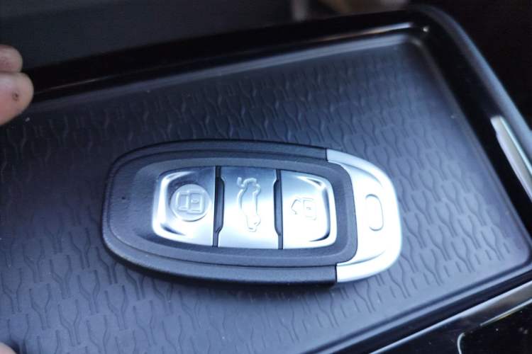 Used Hongqi E-QM5 2023 Revised Version Basic Travel Edition
