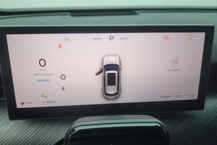 Used Chery Tiggo 8 L 2024 2.0T Two-Wheel Drive Prestige Version 5 Seats
