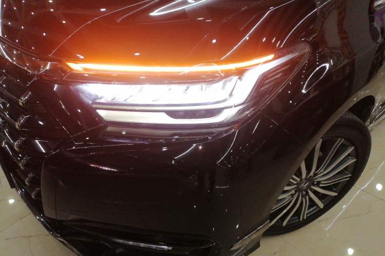 Used Honda Elysion 2022 2.0L eHEV Luxury Edition Left Front Headlight