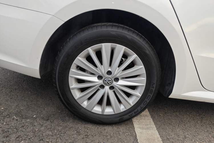 Used Volkswagen Lavida 2019 Lavida Start 1.5L Automatic Comfort Edition China VI Standard