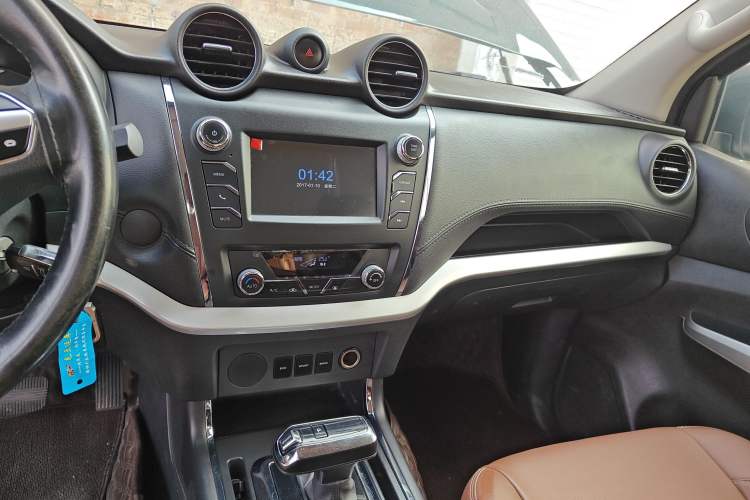 Used Dongfeng Ruichi 6 2021 2.3T Automatic Two-Wheel Drive Diesel Luxury Long-Box M9T
