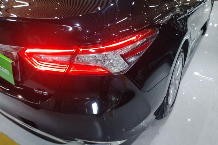 Used Toyota Camry 2021 2.0G Luxury Edition