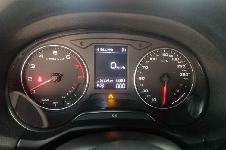 Used Audi Q2L 2022 35 TFSI Fashionable and Elegant Model Instrument Cluster