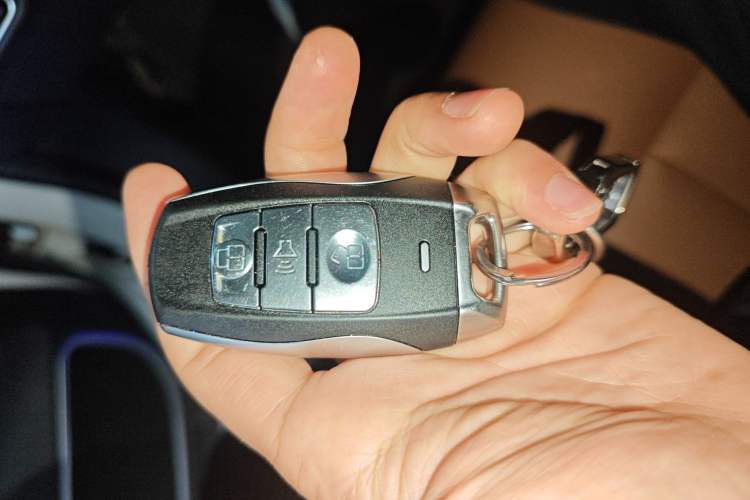 Used Haval H6 Coupe 2016 Blue Label 1.5T Automatic Two-Wheel Drive Urban Model Vehicle Key