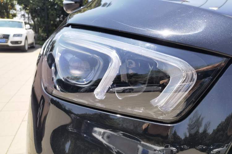 Used Mercedes-Benz GLE AMG 2023 AMG GLE 53 4MATIC+ Right Front Headlight