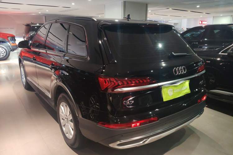 Used Audi Q7 2021 2.0T Standard Version European Specification