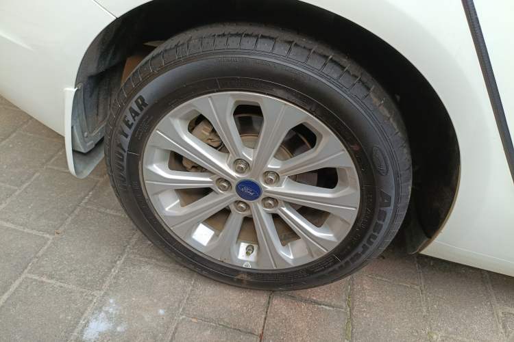 Used Ford Escort 2017 Happiness Edition 1.5L Automatic Fashion Version