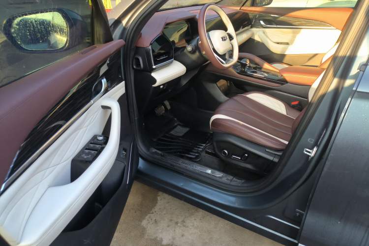 Used Geely Auto Monjaro L 2021 2.0TD DCT EVO Two-Wheel Drive Prestige Version
