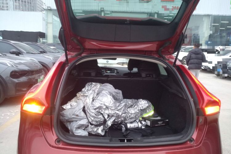 Used Volvo V40 2016 T3 Zhiyi Edition
