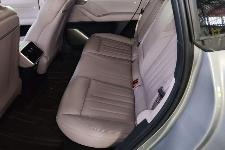 Used ONVO L60 2024 60 kWh Rear-Drive Version
