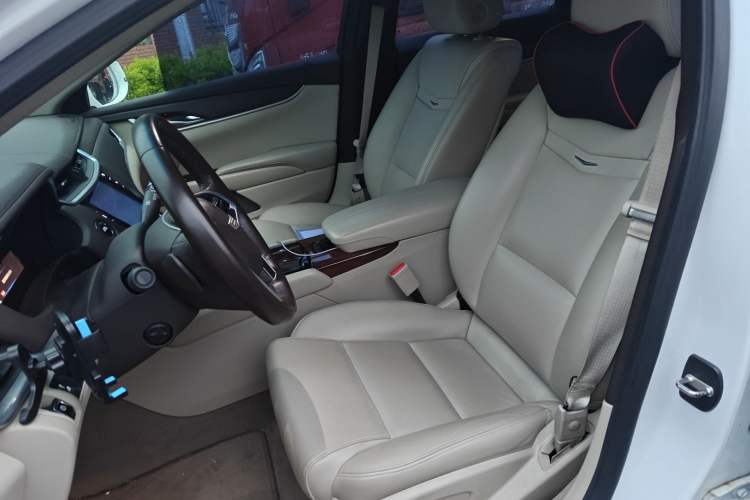 Used Cadillac XTS 2016 28T Tech Edition Left Front Seat