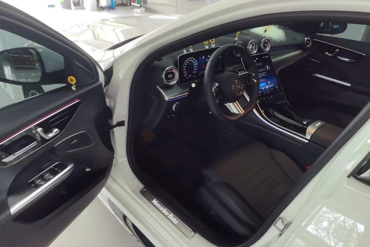 Used Mercedes-Benz C-Class 2025 C 260 L Sport Edition Driver Seat