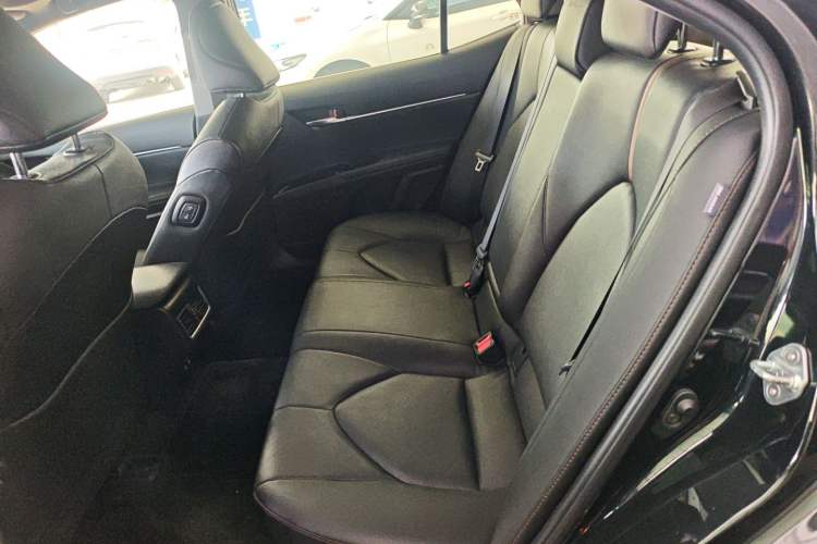 Used Toyota Camry 2021 2.0G Luxury Edition Left Rear Seat