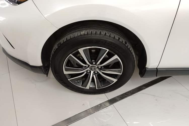 Used Toyota Harrier 2022 2.0L CVT Two-Wheel Drive Entry Version