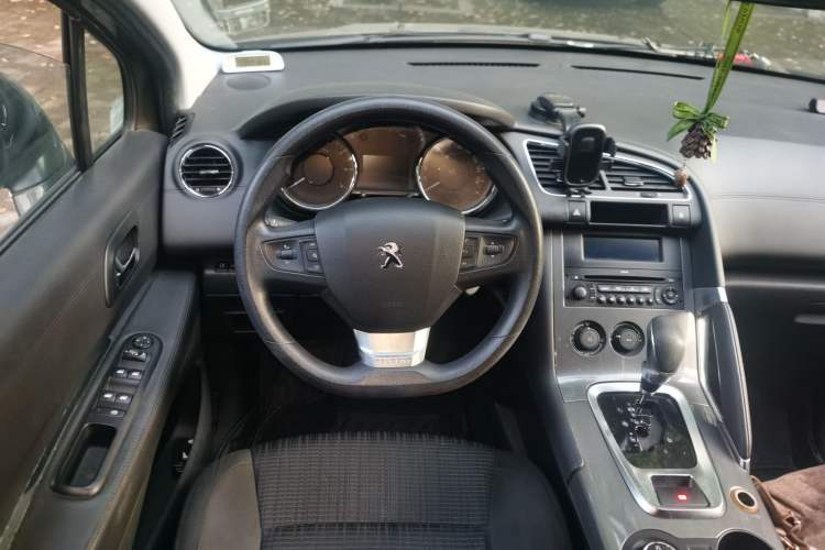 Used Peugeot 3008 2016 1.6THP Automatic Classic Edition
