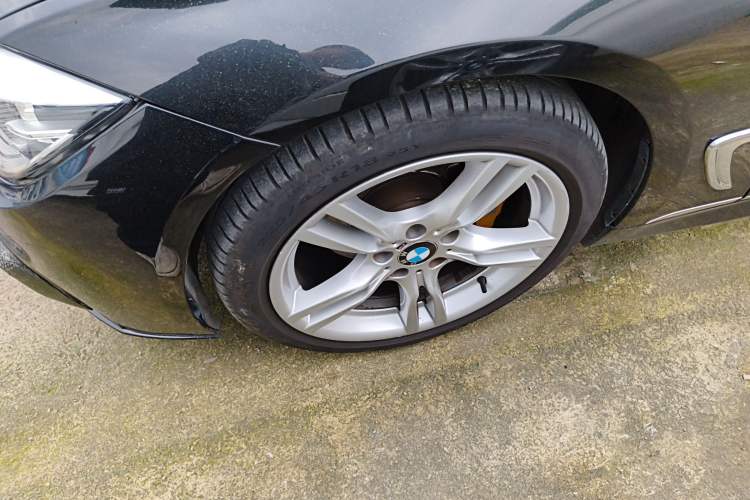 Used BMW 3 Series 2017 320Li M Sport Edition Left Front Wheel Hub