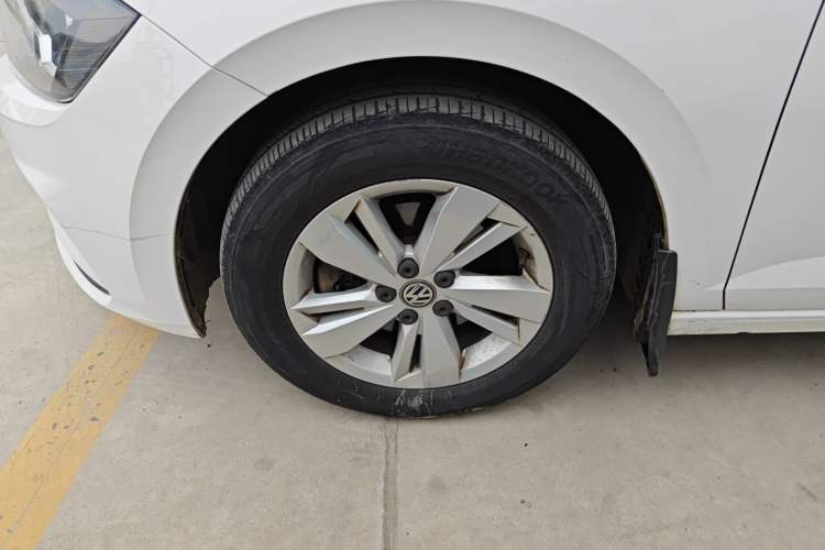 Used Volkswagen Polo 2019 Plus 1.5L Automatic Panoramic Enjoyment Edition Exterior 4