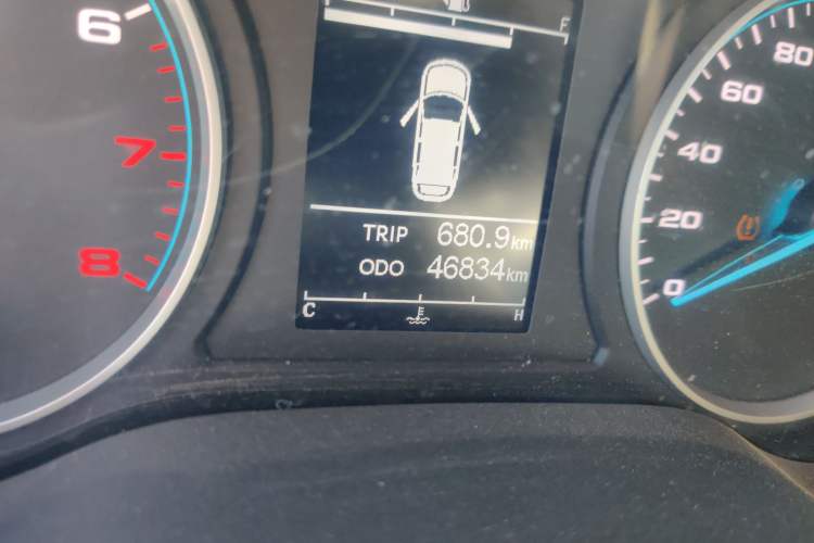 Used JAC Refine M3 2022 PLUS 1.8L 7-seater Standard Model
