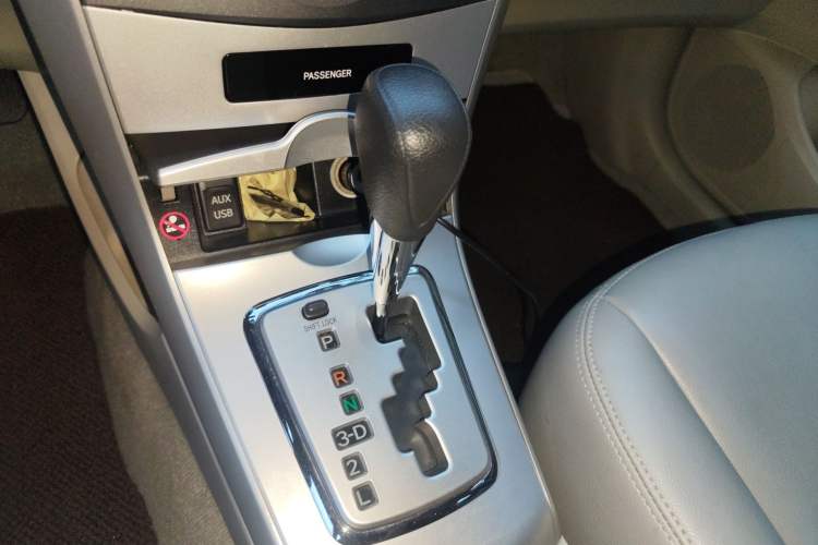 Used Toyota Corolla 2011 1.6L Automatic GL Gear Lever