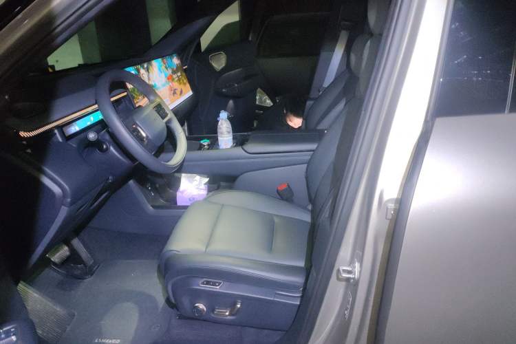 Used Lynk & Co 900 2025 1.5T Ultra